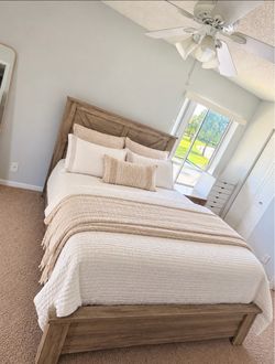 Queen Size Wood Bed Frame with Herringbone Headboard