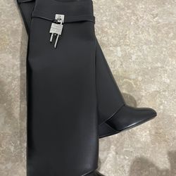 Givenchy Boots 