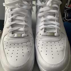 AIR FORCE 1 HIGH ‘07 (SIZE 11.5)