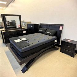 Galinda Black Arch Platform Bedroom Set