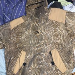 ACG Supreme Fleece Pullover 