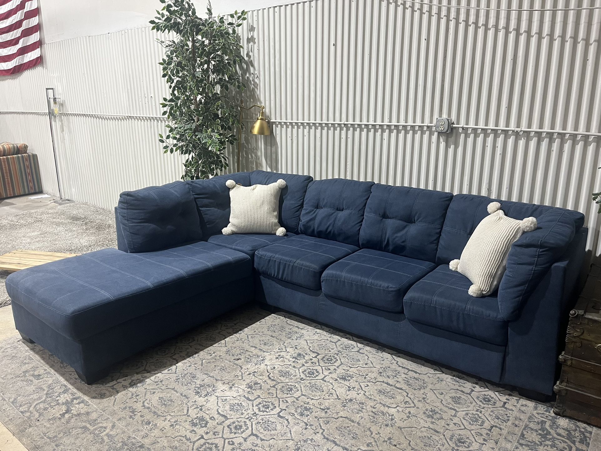 Blue Sectional Sofa Couch - Chaise Lounge - Cleaned - Comfy - Ashley Furniture - Delivery Available