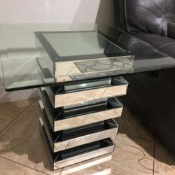 2 Living Room Tables