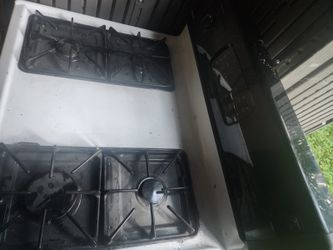 gas stove good condition.