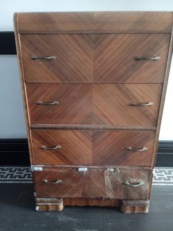 Art deco era dresser