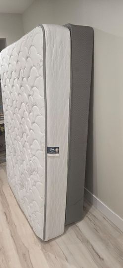 Full SIZE Mattress set