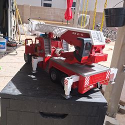 MACK Granite Fire engine with Water pump