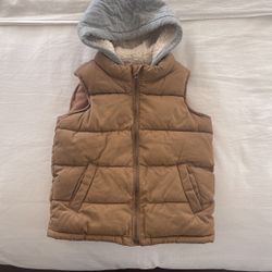 Old Navy puffer vest size 5T