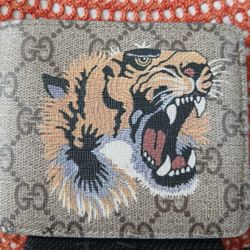 Gucci TIGER PRINT Wallett
