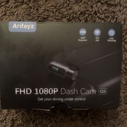 Brand New Never Used FHD 1080p Dash camera q3