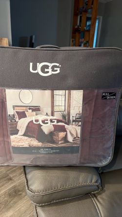 UGG FULL/QUEEN COMFORTER SET