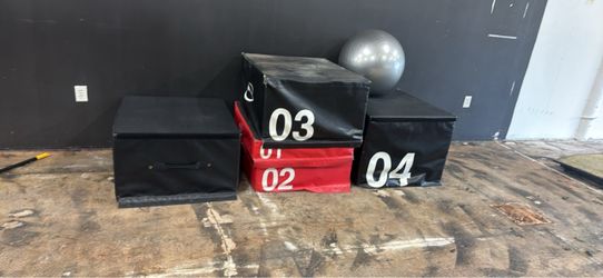 Plyo box lot