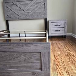Rustic Queen Bedroom Set

