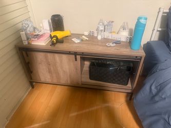 Tv stand