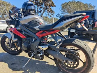 2014 Triumph 675 street triple r