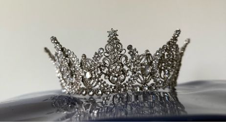 ✨ Swarovski Crystal Bridal Crown / Tiara ✨