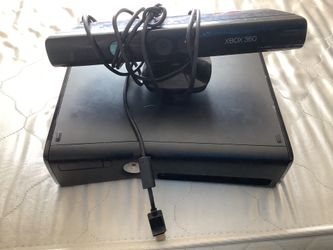 XBOX 360 W KINECT