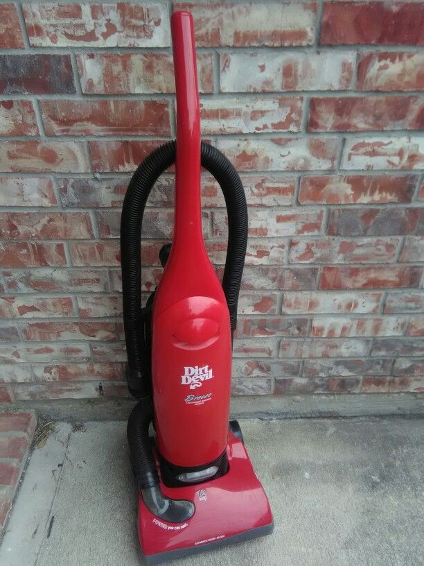 Dirt Devil Breeze Lightweight Bagged Upright Vacuum, M085610 RED