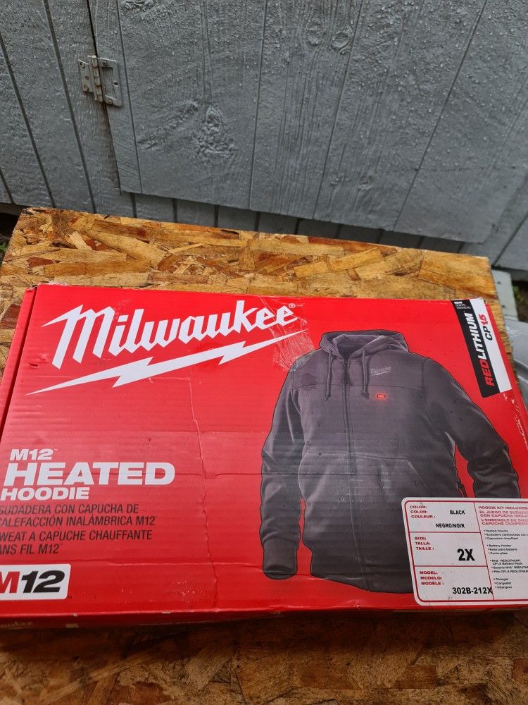 Milwaukee Men's 2X-Large M12 12-Volt Lithium-Ion Cordless Black Heated  Hoodie Kit with (1) 1.5Ah Battery and Charger for Sale in Snohomish, WA  OfferUp
