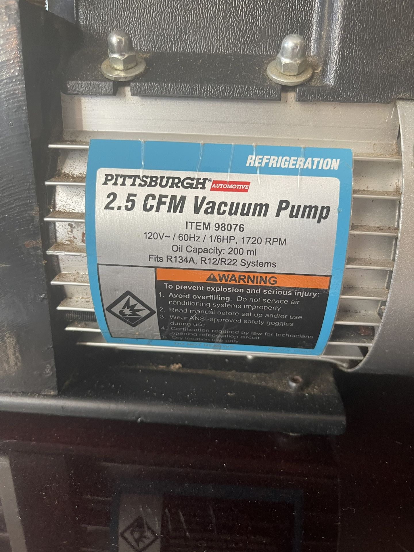 2.5 CFM Vacuum Pump