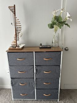 Portable 8 Drawer Dresser