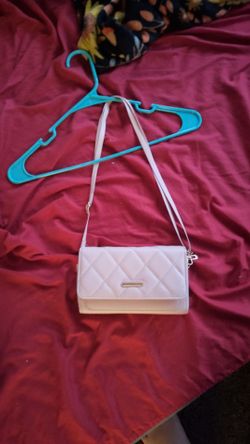 Lapis O Lupo
Women Sling Bag (LLSL0078PK Pink