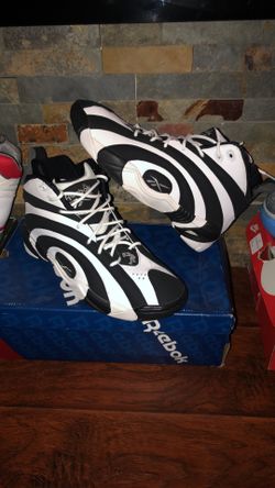 Reebok Shaqnosis Size 11