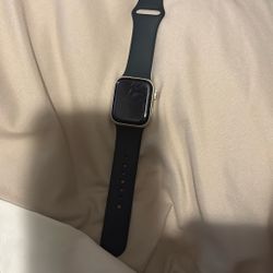 Apple Watch 41MM Series 8