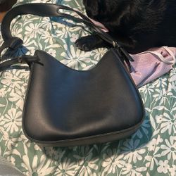 Black Shoulder Bag – Minimalist Faux Leather Purse