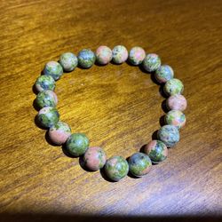 1 NWOT natural stone beaded bracelet green pink   #0620