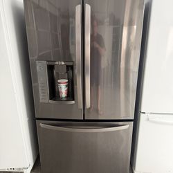 Lg French Door Refrigerator