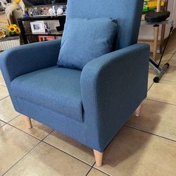 COLAMY Mid-Century Modern Upholstered Accent Chair with Back Pillow & Solid Wood Legs, Fabric Cozy Armchair for Living Room, Bedroom, Reading Nook, Ap