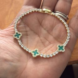 Clover Bracelet 