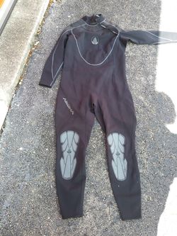 Wet sub AKONA. Professional quality.