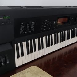 Kurzweil K2000 Synthesizer 61
