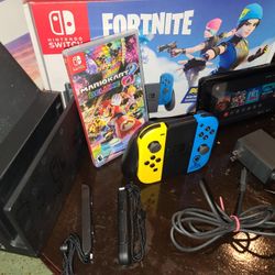 Nintendo SWITCH Fornite, Wildcat Edition [No Code]