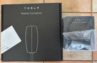 Tesla Mobile Connector with CCS Combo 1 Adapter