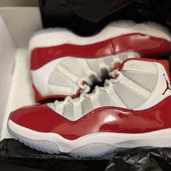 Sneakers For Sale: Yeezy, Jordan, Nike