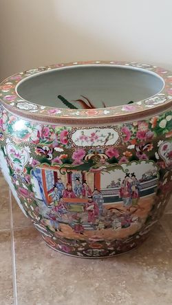 Large Chinese Koi Jardine Vase Bowl