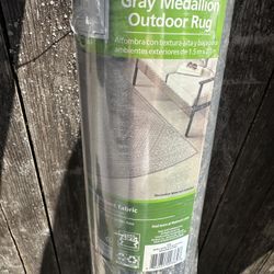 Outdoor Medallion Rug