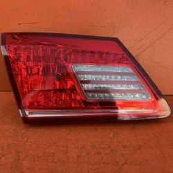 2010 2011 2012 LEXUS ES350 LEFT DRIVER SIDE INNER HALOGEN TAIL LIGHT OEM