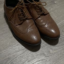 Van Heusen dress Shoes Oxford Style