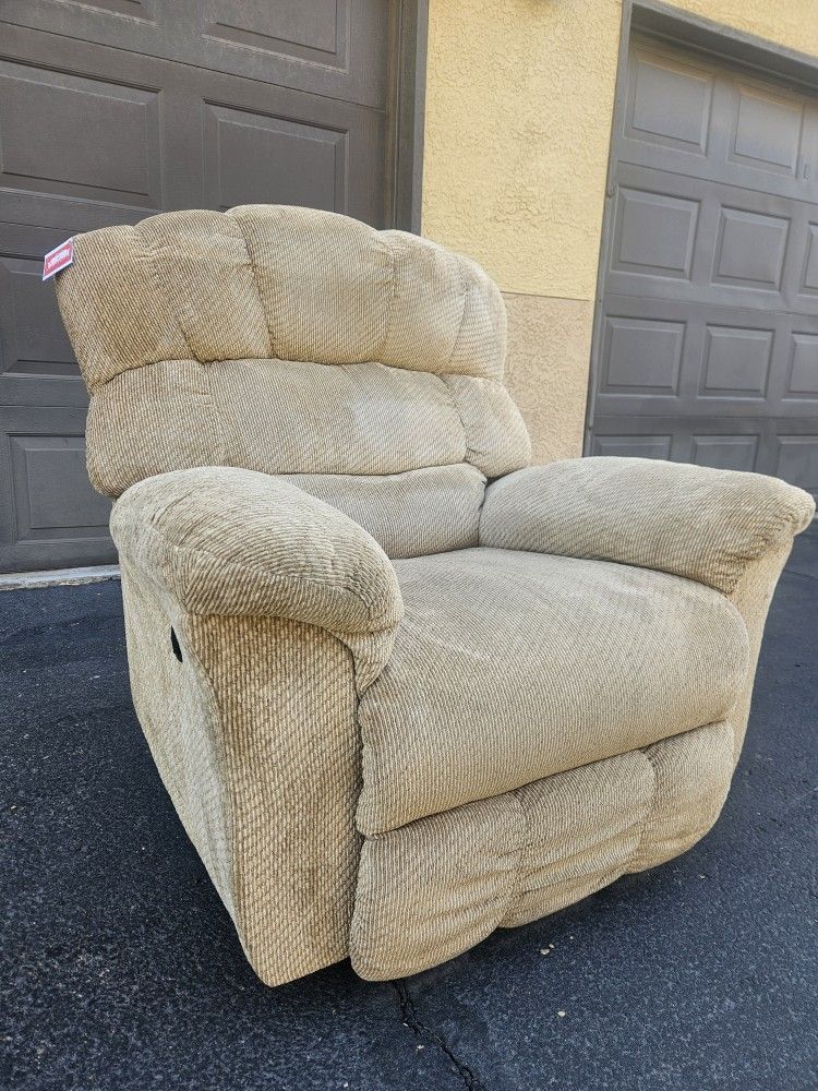 XXL POWER RECLINER CHAIR