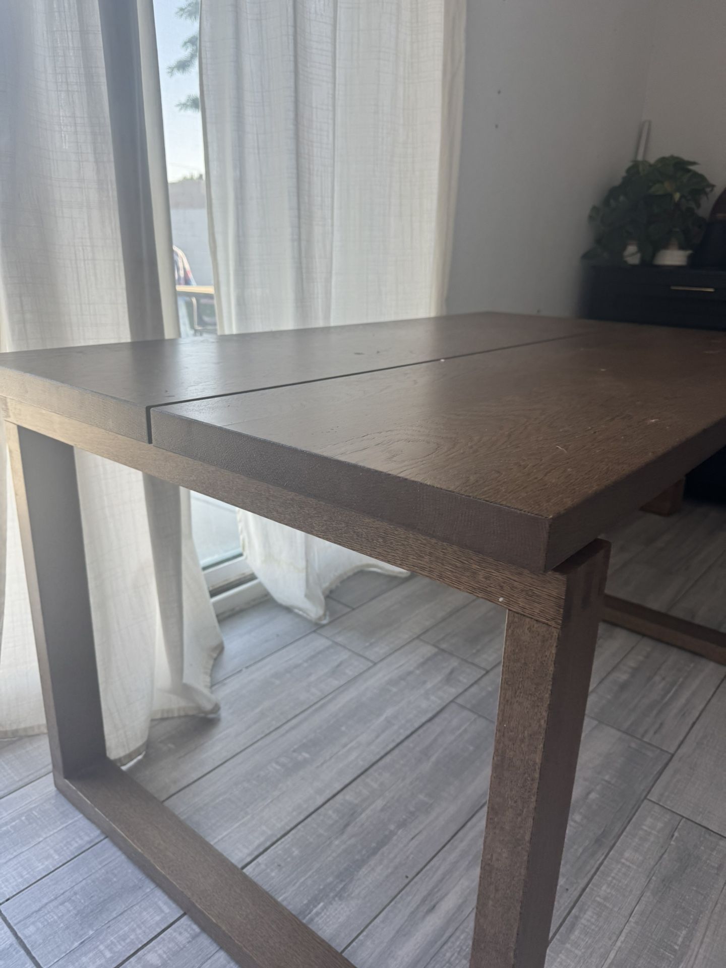 Dinning Table For 4