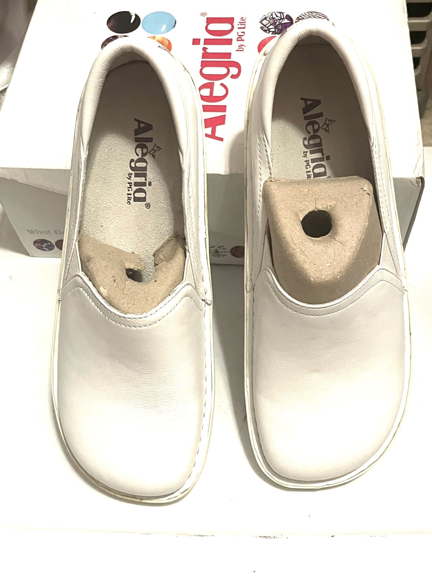 New Alegria Slipon Shoes Sz 41