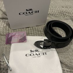 Coach Belt Size 28 