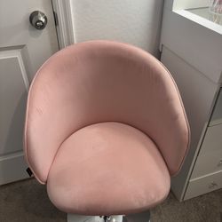 Vanity Pink Chair 
