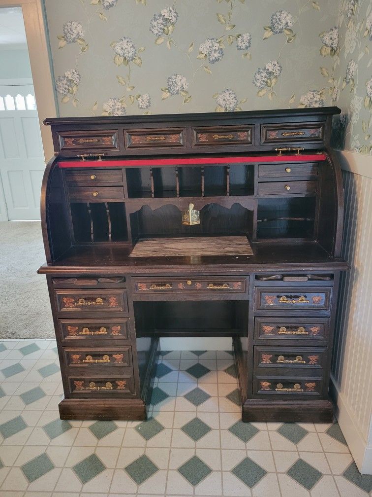 Antique Roll Top Desk