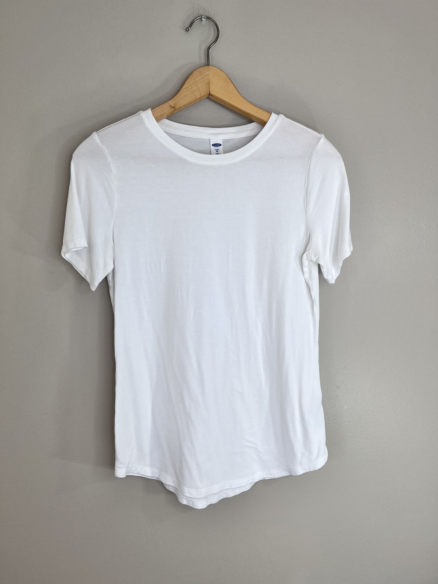 Old Navy XS White Calla Lily Butter Soft Basic Plain Tee Blouse Lounge