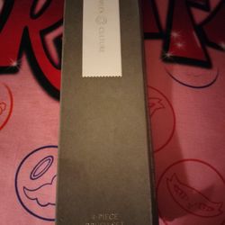 Set Of Makeup Brushes Brand New Never Opened 